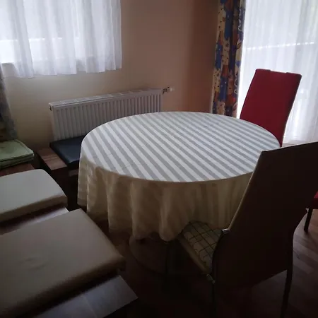 Pezi Apartman Sankt Primus